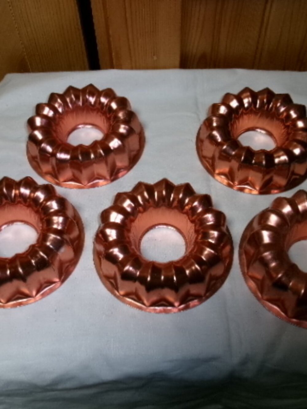 5 vtg copper individual bundt cake molds very good vintage